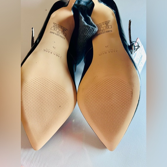 New with Tag Zara High Heel Stilletoes Sock Style Court Sock Shoes Black Sz 6π  - Picture 2 of 9
